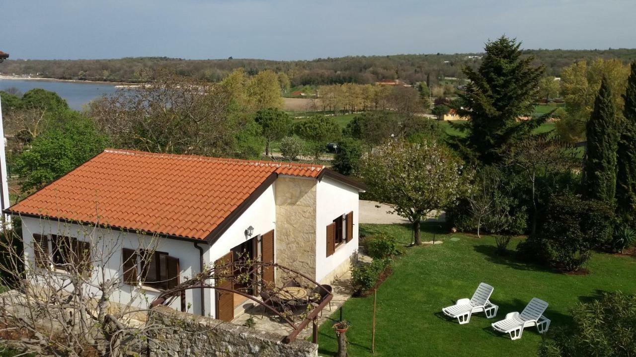 Bungalow Perla Funtana Exterior foto